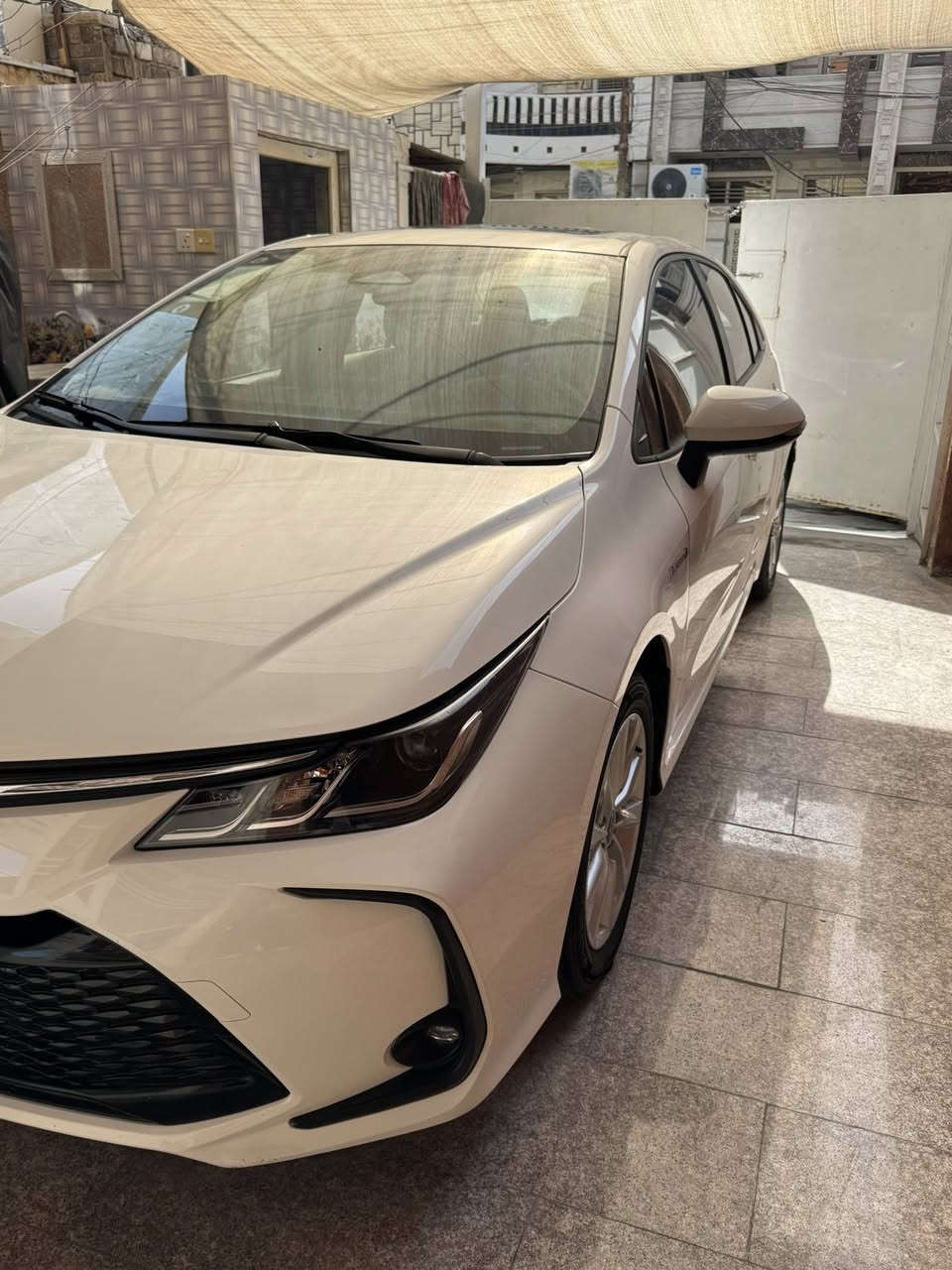 كورلا هايبرد 2024 
ماشية12 الف 
رقم بغداد
فول مواصفات كشنات جلد مشمشي وكهرباء
رادار 
تحديد مسار 
تبريد قطعتين 
كامل كل مواصفات الكورلا 
 السياره كفاله عدا تكحيل بالدعاميه اماميه موضح بالصور 
الرقم ***********
مكان السياره بغداد الشعب
