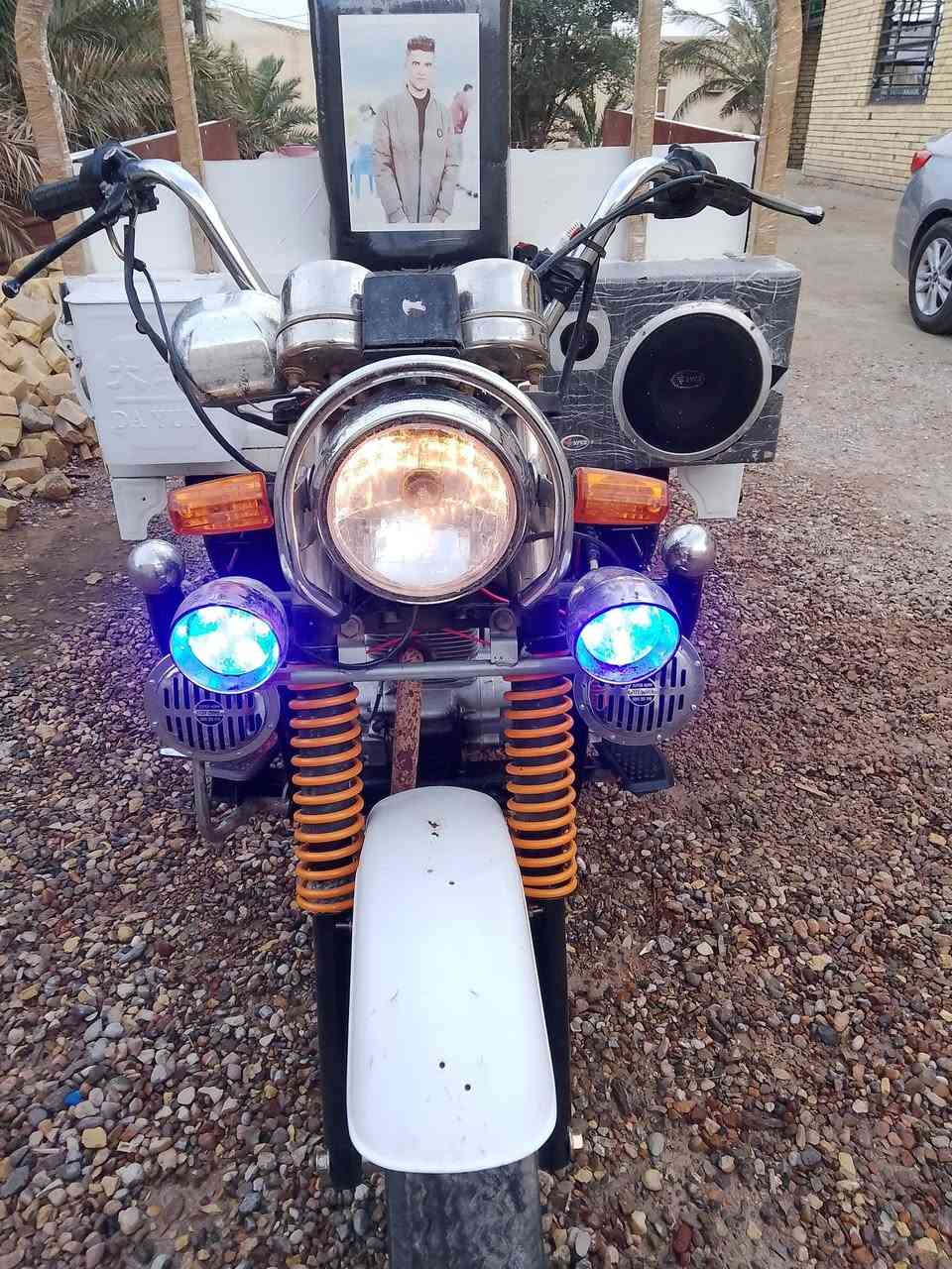 سلام عليكم ستوته موديل 2021 اوراق اصولي وكيل وبسمي  بدي وشاصي مصبوغات حراري محرك مفتوح بس ولفات انه فاتحن ستوته جاهزه كهرباهيات كلهن جدد هورن بوش مضخم تغليفه السعر 1850 وبيها مجال بسيط عنوان ناصريه قرب سيطرت سيد دخيل رقم الاتصال ***********
