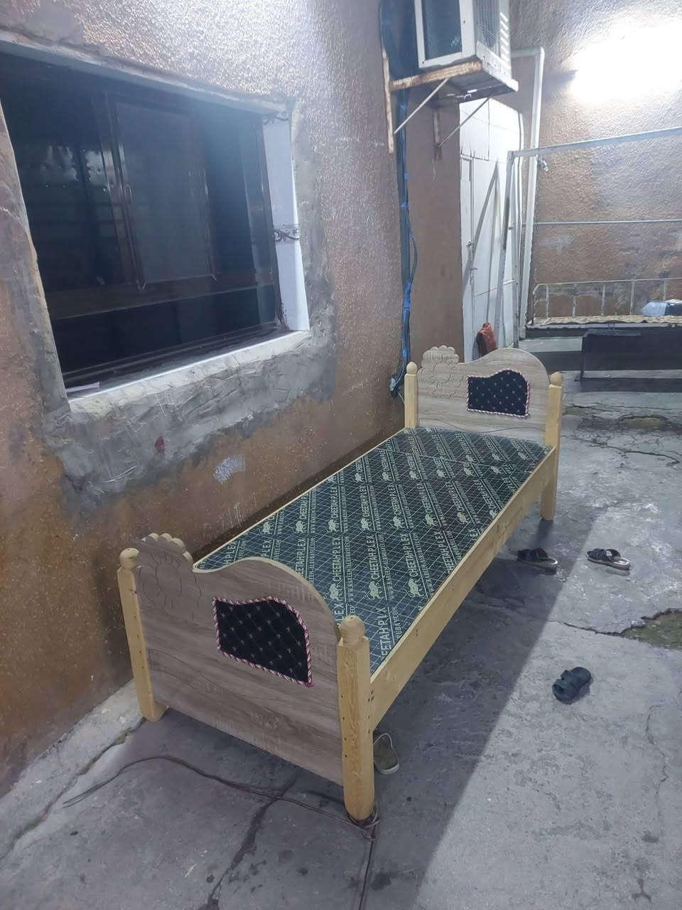 جربايه ام نفر شغل درجه اولى سعر ٥٠ وبيها مجال عنوان سوك حديثه خلف جامع عبدالرحيم ***********
