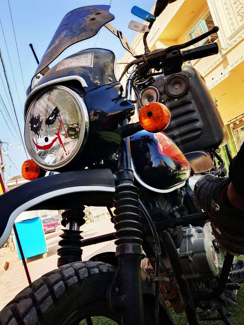 سلام عليكم ورحمه دراجه بوكسر للبيع موديل 24 او مراوس حسب القناعه السعر خاص المكان بغداد ابو غريب ***********
