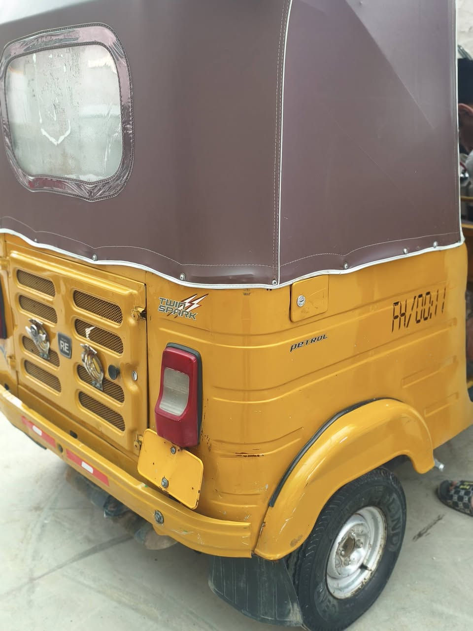 سلام عليكم 2020شهر12 بلاديه بس صبغ بل صفحه قليل تكتك مال جناي ما متعوبه. رقم سنويه نكليزي 
سعر 6750  
رقم هاتف *********** بلديات.
