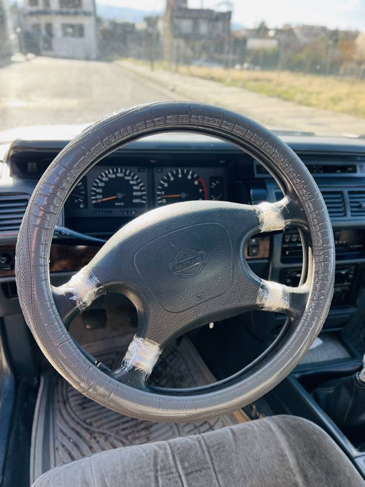 نیسان سدریک 2001 ڕەقەم سلێمانی تەحوویل غرامە بەشەرت قرچێکی بچووکی هەیە مەکینەی نەکراوەتۆ سەرفوو دووکەڵوو بووخار بەشەرت گێڕوو مەکینەوو ئەکسلی بەشەرتی دەفیتەر  سعری 37 گڵاوو معامەلە
شووێن هەڵەبجەی شەهید
***********
*********** السليمانية, العراق
