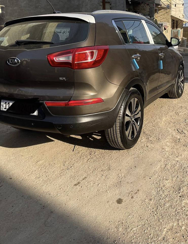 السلام عليكم كيا سبورتج موديل 2012
فول مواصفات 1/1
بنوراما /بصمه /بصمة ابواب عدد 2/تحكم ستيرن جهتين /كشنات جلد تدفئه تبريد /كامرا دواره /اشاير بلمري /ترحيب /يعني مفولة مواصفات للاخير /
سياره حادثهه بامريكا شويه بلبنيد ومصبوغ وياهه جاملاغات 2توحيد لون وكلير واصل للابواب /السياره نظيفه وجديده استخدام بيت
تحويل ثاني يوم رقم بغداد هزه جديده رقم دولي وبلنسلبة لموديلهه السياره مماشيه هوايه /مبيها اي نواقص تخم تاير جديد 
باتري جديد فيت بم جديد /
السعر//130$وبيها مجال للطيبين 
مكانها //بغداد 
الاتصال مباشر مع صاحب السياره //***********
