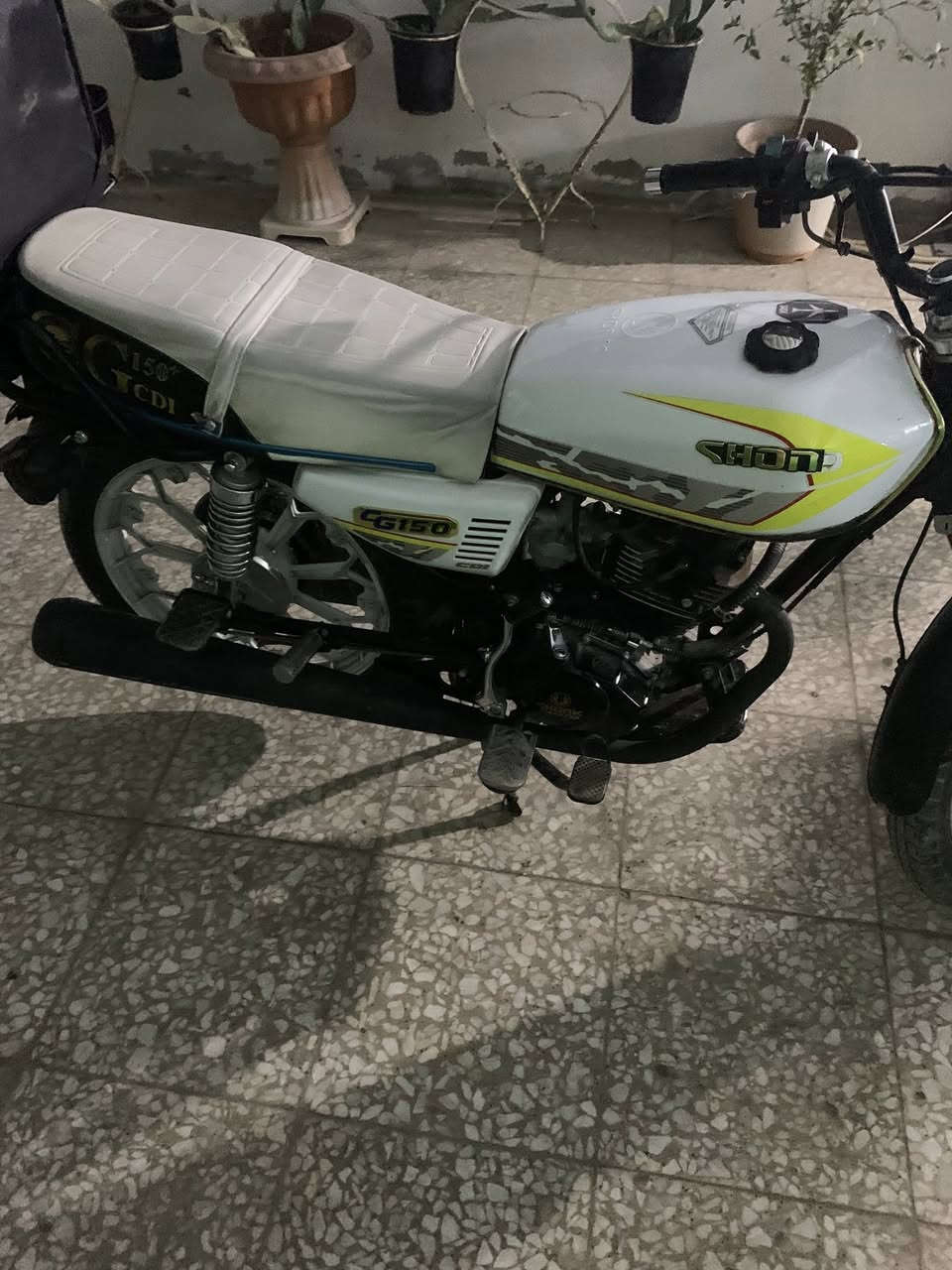 دراجه ايراني سونك موديل 25 للبيع مكينه نضيفه دراجه مصار شهرين من منزلها من رمبه ناقصها بسس مازده السعر 750 وبيها مجال مكاني حي اور التواصل ***********
