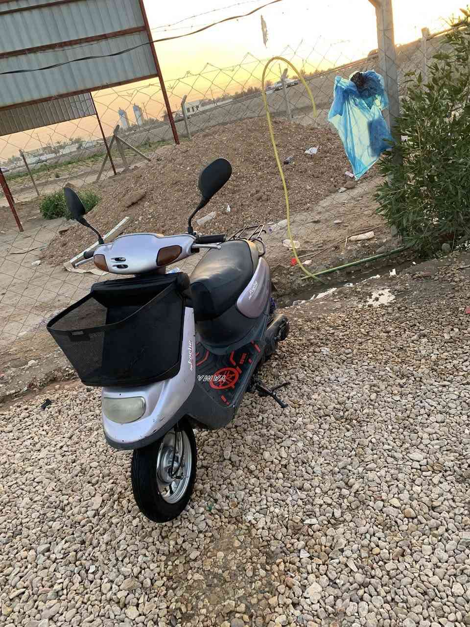 سلام عليكم دراجه نضيفه للبيع ب٤٢٥اوًبيها مجال ***********🩵
