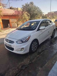 اكسنت 2017 وارد امريكي للبيع سياره كلش نضيفه مال بيت بدون صبغ رقم اربي...