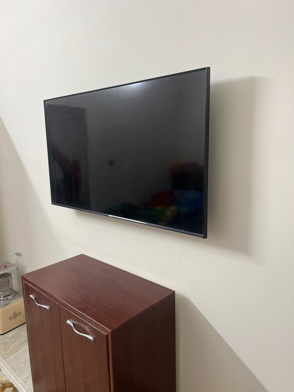 شاشه سامسونك حجم 50 كوري الاصلي بدون نت للبيع السعر 200 الف شرط الفحص برغي ممفتوح بيه مكاني شارع فلسطين تقاطع الصخره ***********
