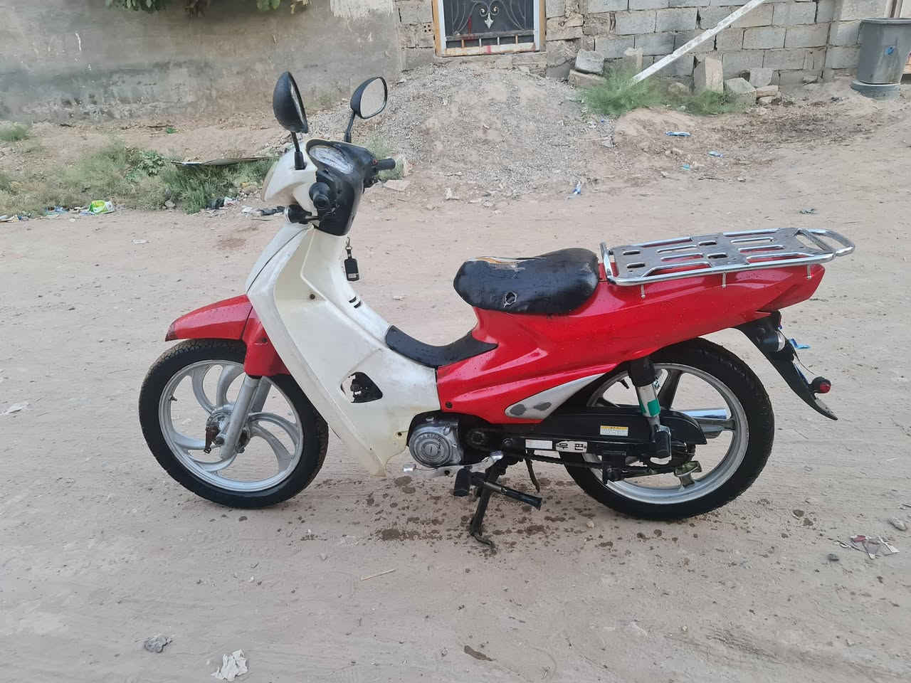 البيع سرفيز نضيف محرك ناعم شغال سلف كهربايات كله شغاله مديل 2014 بصمه السعر اب 475الف شراي تصل ***********

