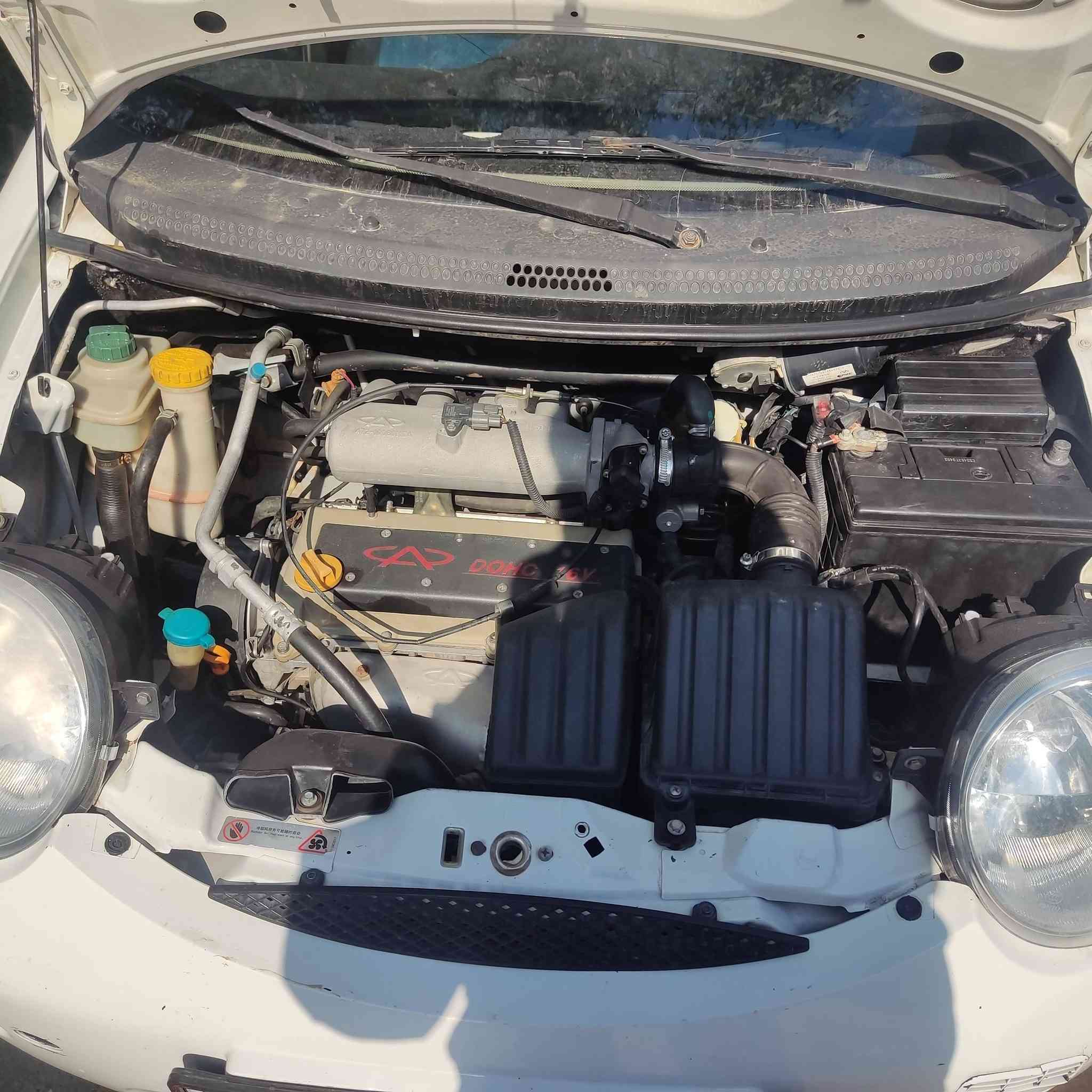 كوكو موديل 13سياره جاهزه مكينه معمره تبريد شغال بدون صبغ السياره مكان السباره قرب مرطبات البحرين السعر 38ورقه وبيها شويه مجال للاستفسار الاتصال ***********
