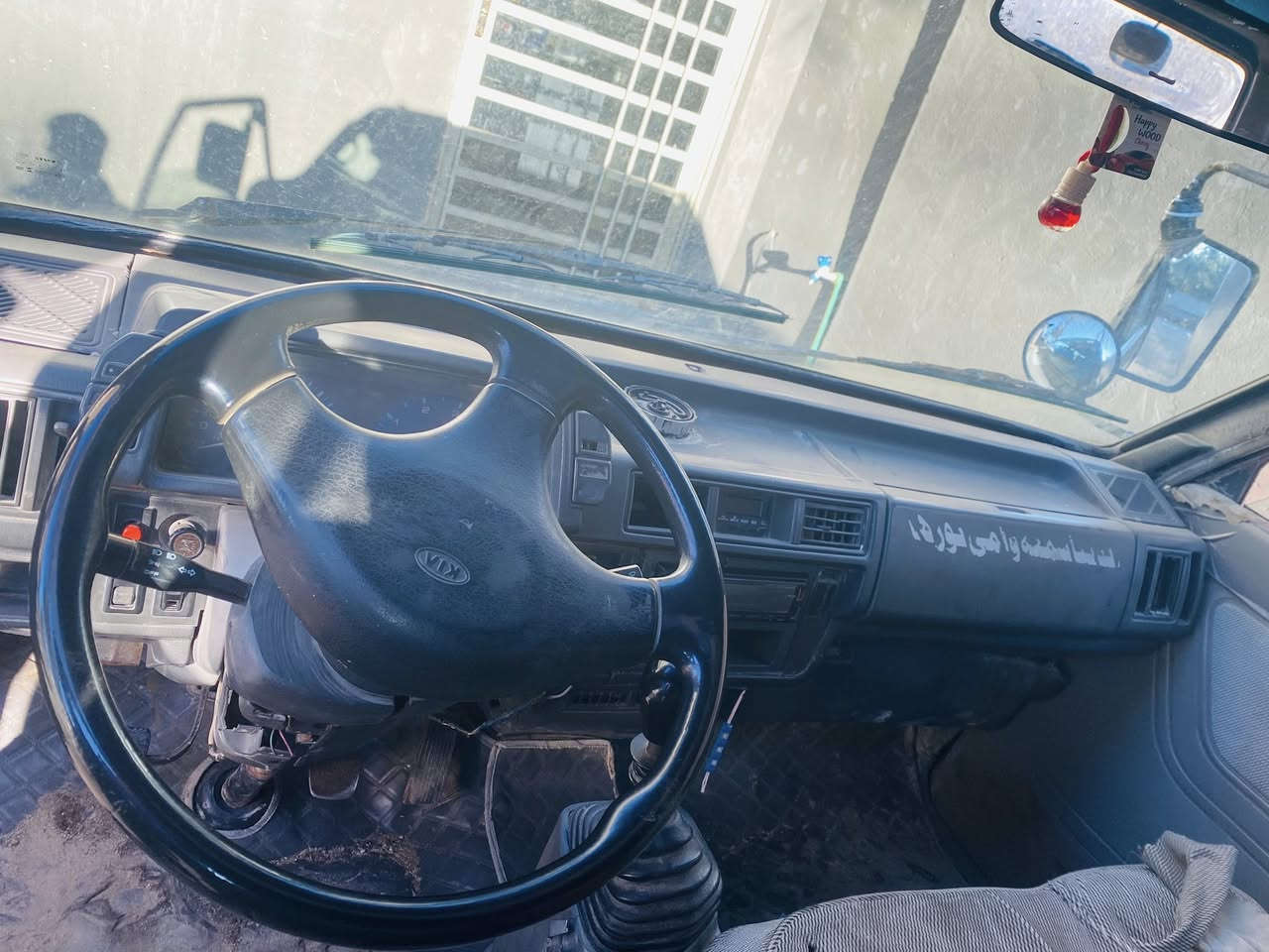 سلام عليكم بسته مديل ٩٤ السياره نضيفه عوزه دوشمه كير مكينه اكسن خير من الله شواصي يخبلن مكينه لا تنقيص لا تبخير بم و نوزال جدد السياره جاهز راعيه بل حله موجود مكاني كربلاء السعر ١٨. وبيه مجال قليل ***********
