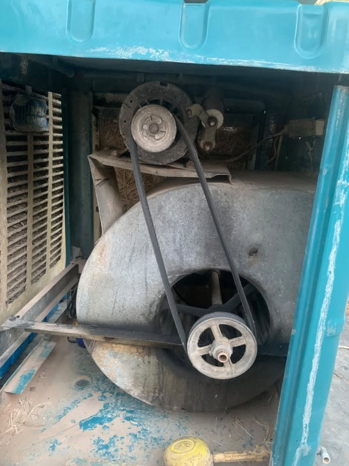 مبرده حجم واحد ونص شغاله سرعتين مابيها عيب سعر 55 وبيها مجال


**إذا كنت صاحب هذا الإعلان وتريد حذفه لأي سبب، رجاءا أرسل رسالة إلى الدعم الفني**