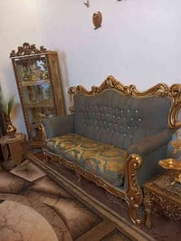 تخم زان • ١٠ مقاعد • نضيف