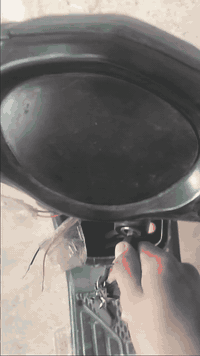 سلام عليكم موطور للبيع السعر 125 قفل البطاريات يقرن 11 وحده تقره 10 ونص المكان المحامده البذياب الستفسار ‏‪0783 792 2772‬‏
