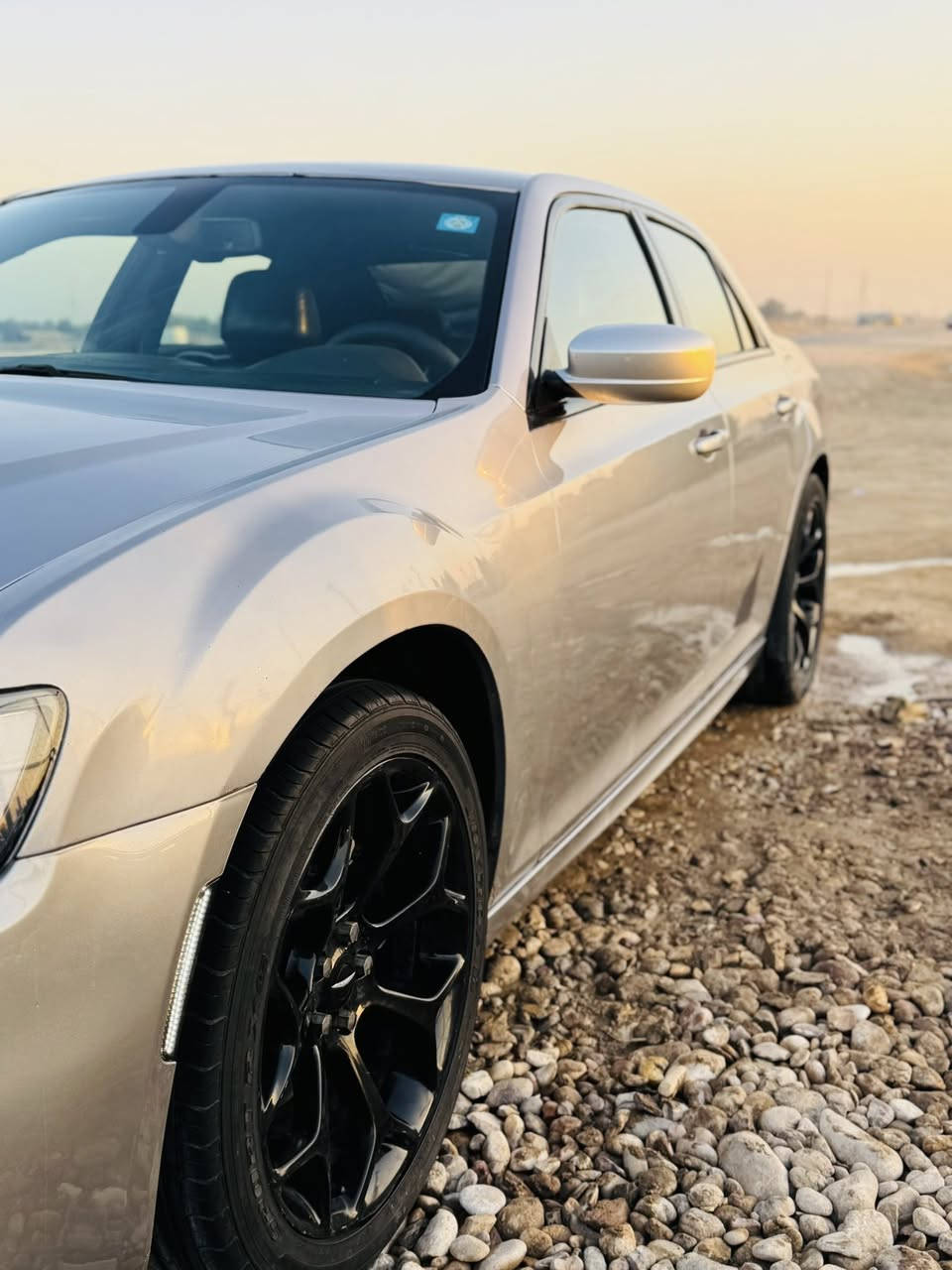 للبيع كلايسلر موديل 2017
مواصفات S 

دمام صندوك سستم صوت البيبان 

 بجم عريض 

ويل 20  

مقاعد اماميه حضن 

شاشه جبيره  

دكمه سبورت 

كير شفت بل استيرن  

حادث بنيد مبدل وخشم الجاملغ نفسه مصلح

صور الحادث مرفقه بالمنشور 

كير ومحرك شرط مامفتوح 

السعر 205 وبيها مجال

مكاني ذي قار الرفاعي 

*********** 

***********
