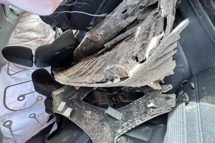 سلام عليكم 
ماليبو 
موديل 2024
مواصفات RS
الضرر كما موضح بل صور 
اخوان الي تعجبه هلا بي والي ماتعجبه هم هلا بي 
ابيع مطروح دبي 
السعر 40 وبيها مجال 
اي ستفسار هذا رقمي 
***********
