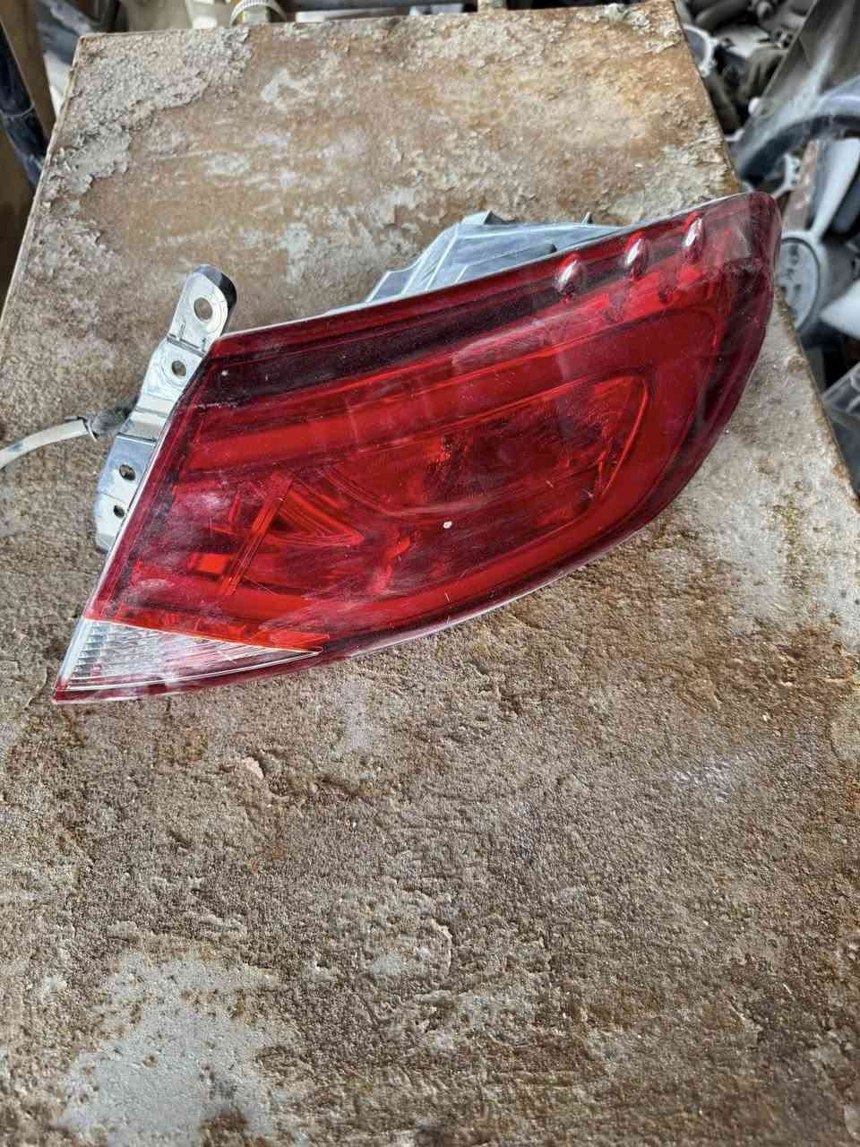 ويل سي ٢٠٠ حجم ١٨ اصلي تفصيخ السعر ٢٧٥ الف قفل مروحة فان اصلية السعر ١٥٠ الف بكلايت صندوك الزوج ٨٠ الف بك لايت جهة اليمين الثابت السعر ٥٠ الف مكاني البصرة


**إذا كنت صاحب هذا الإعلان وتريد حذفه لأي سبب، رجاءا أرسل رسالة إلى الدعم الفني**