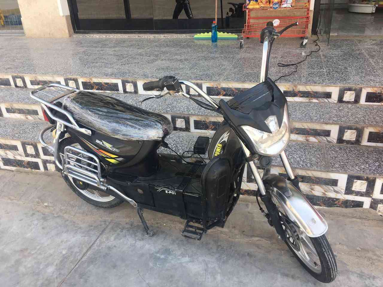 سلام عليكم باسكل شحن للبيع سعر ٣٠٠بطريات 10ونص الله شاهد نضيف اي عيب مابي لي حب راسلني خاص مفتوح


**إذا كنت صاحب هذا الإعلان وتريد حذفه لأي سبب، رجاءا أرسل رسالة إلى الدعم الفني**