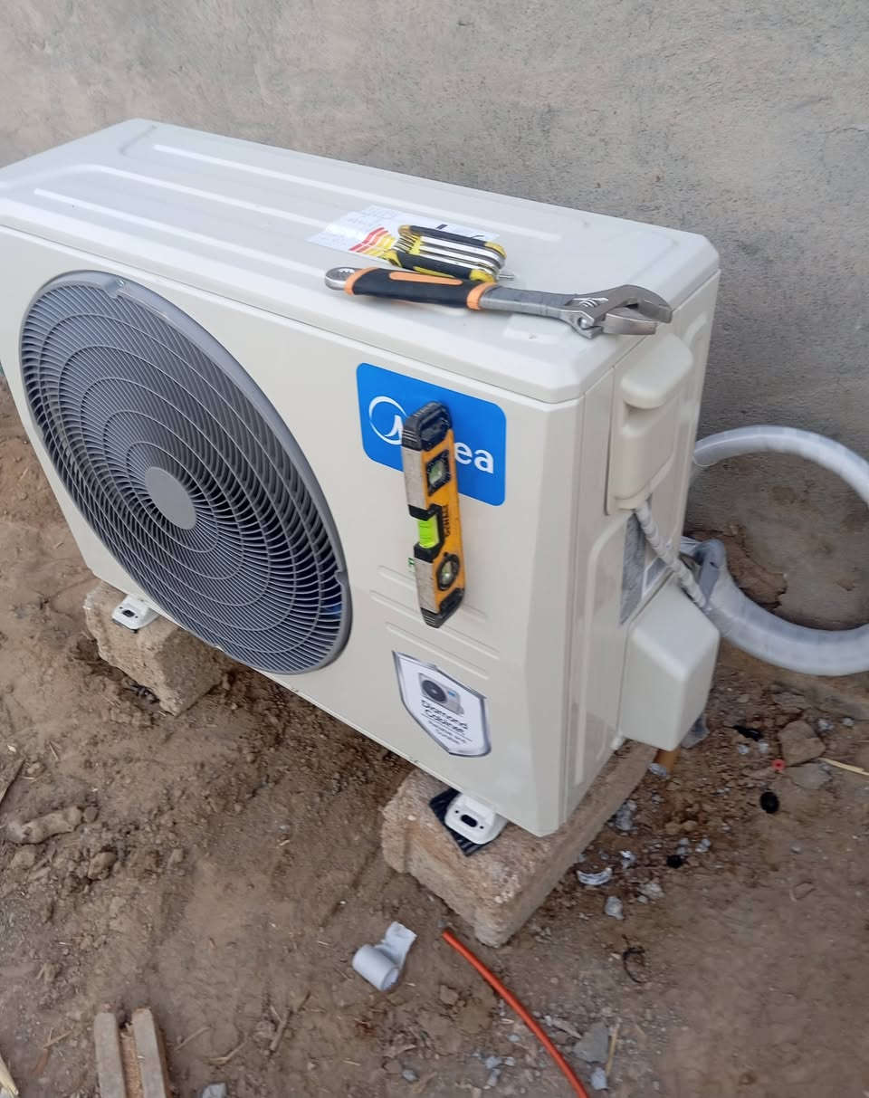 السلام عليكم اهل الشطره بما انو بدايت موسم غسل السبلت الجداري 25الف ول عمودي 30 ول تنصيب سبلت جداري 35 ول عمودي 40الف.ول ليك وغاز 65الف ***********/***********/متواجد فيس وتساب
