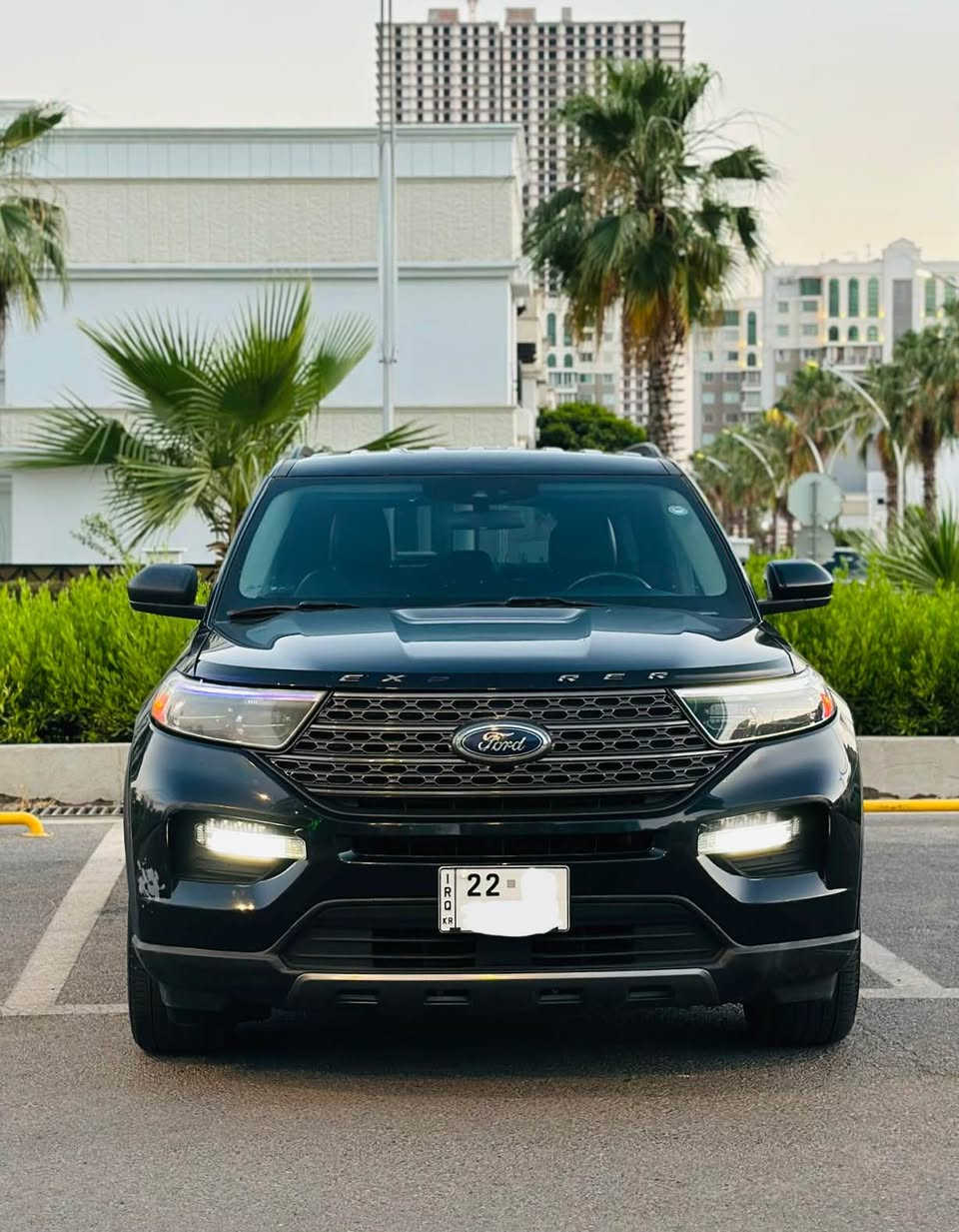 السلام  عليكم ورحمة الله وبركاته 

‏‎‏‎       ——— لـلـبـيع  ———

‏‎‏‎فورد اكسبلورر   —   Ford Explorer 

‏‎‏‎وراد أمريكي.     —   بدون ايرباك

‏‎‏‎الموديل           —   2022

فئة.                 —   XLT

حجم المكينه   —   V4/2300T

‏‎‏‎اللون               —    اسود   

‏‎‏‎المسافه المقطوعه — 100.000 mil 

‏‎‏‎حاله السياره. — 

‏‎‏‎المواصفات 
‏‎‏‎- بصمة تشغيل 
‏‎‏‎- بصمة أبواب 
‏‎‏‎-تشغيل عن بعد 
‏‎‏‎-ترحيب عند الاقتراب 
‏‎‏‎-كشنات جلد 
-داخل لونين مميز 
‏‎‏‎- رادار جانبي 
‏‎‏‎-رادار امامي 
‏‎- رادار خلفي 
‏‎‏‎- شاشه كبيره تدعم نظام الأبل كار باي ونظام الاندرويد 
‏‎-تدفئة ستيرن 
‏‎-گير ماوس 
‏‎-اوتو هولد
‏‎-اوتو ستوب 
‏‎-هندبريك بصمه 
‏‎-٧وضعيات قياده 
‏‎‏‎-كشنات تدفئة 
‏‎‏‎- ستيرن بحركه كهربائيه 
‏‎‏‎- تبريد مركزي 
‏‎‏‎- بگ لايت LED 
‏‎-صندوق كهربائي 
‏‎‏‎- كود باب 
‏‎‏‎-كرسي السايق والراكب بحركه كهربائيه
‏‎‏‎-تحكم ستيرن جهتين 
‏‎‏‎-تحديد سرعه 
‏‎‏‎-مانع انزلاق 
‏‎‏‎-ليد نهاري
‏‎‏‎-كامره خلفيه دواره 
‏‎‏‎باقي المواصفات المعروفه 

‏‎‏‎رقم السياره    — أربيل  

‏‎‏‎للأستفسار.     — *********** —واتساب أربيل, العراق
