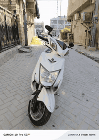 سلام عليكم سكنس لد للبيع نضافه فول مكفوله محرك وكفر تزويد خارجي المشي معدل وسرعه فول أي حاجه بالدراجه ما امبدله بيهه ما عدا قايش وخرز امبدلات السعر خاص وبيهه مجال رجاء المايعرف بسعارهن لا يدخل أيضا للستفسار على الرقم ***********
