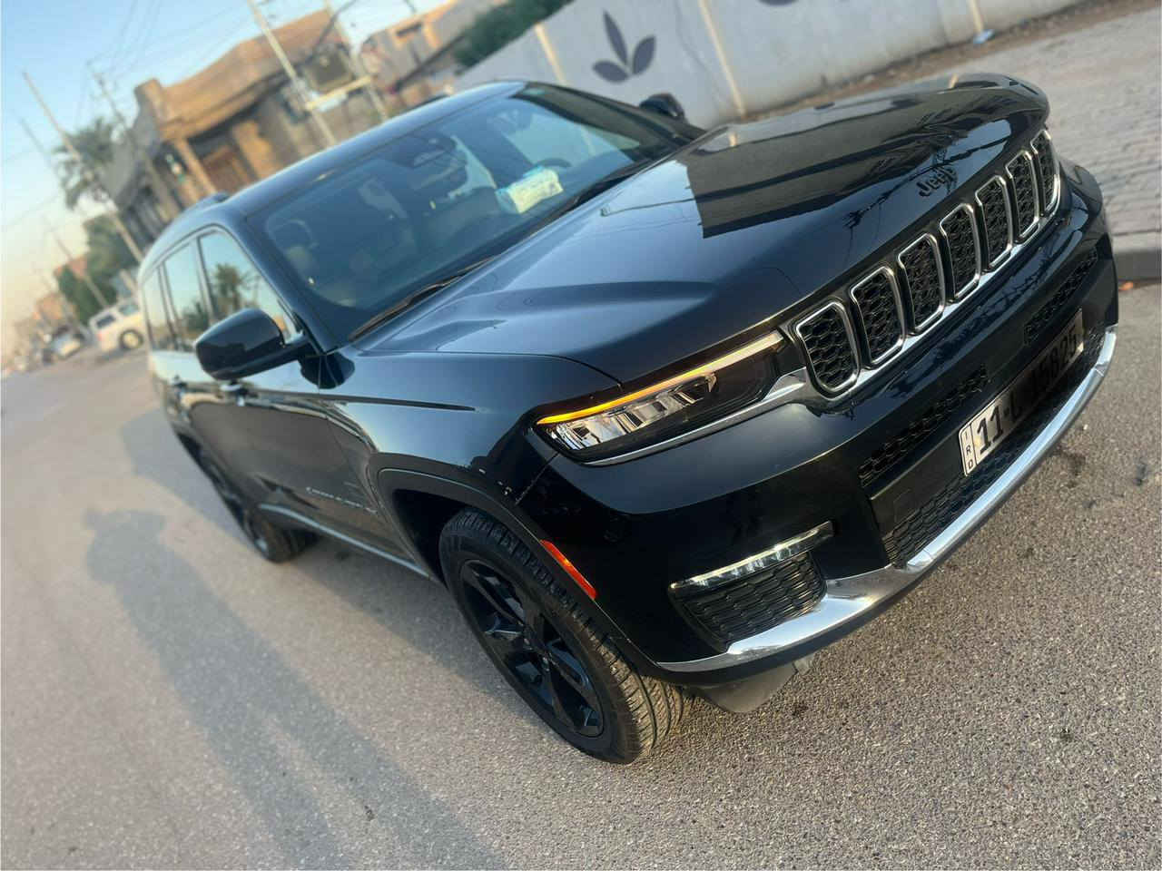 سلام عليكم
جيب وارد امريكي 2023 مكفوله من الصبغ بيه بارد بلبنيد والدعاميه صبغ فقط باقي كفاله فول السياره فتحه جلد 7 راكب بسعر مناسب 275 وبيه مجال مكاني بغداد الكرخ
***********
