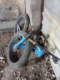 بايسكل • ازرق • مفصخ