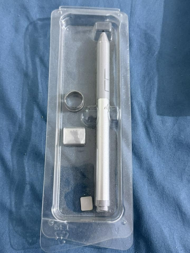 قلم هواوي جديد + قلم hp جديد + سماعه air pod + قرص fc 26  للبيع كل واحد و سعره يعجبك شي تفضل خاص


**إذا كنت صاحب هذا الإعلان وتريد حذفه لأي سبب، رجاءا أرسل رسالة إلى الدعم الفني**