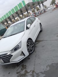 النترا 2019 رقم بغداد جديد  السياره فول مواصفات 1/1  فتحه بصمه حساس   ...