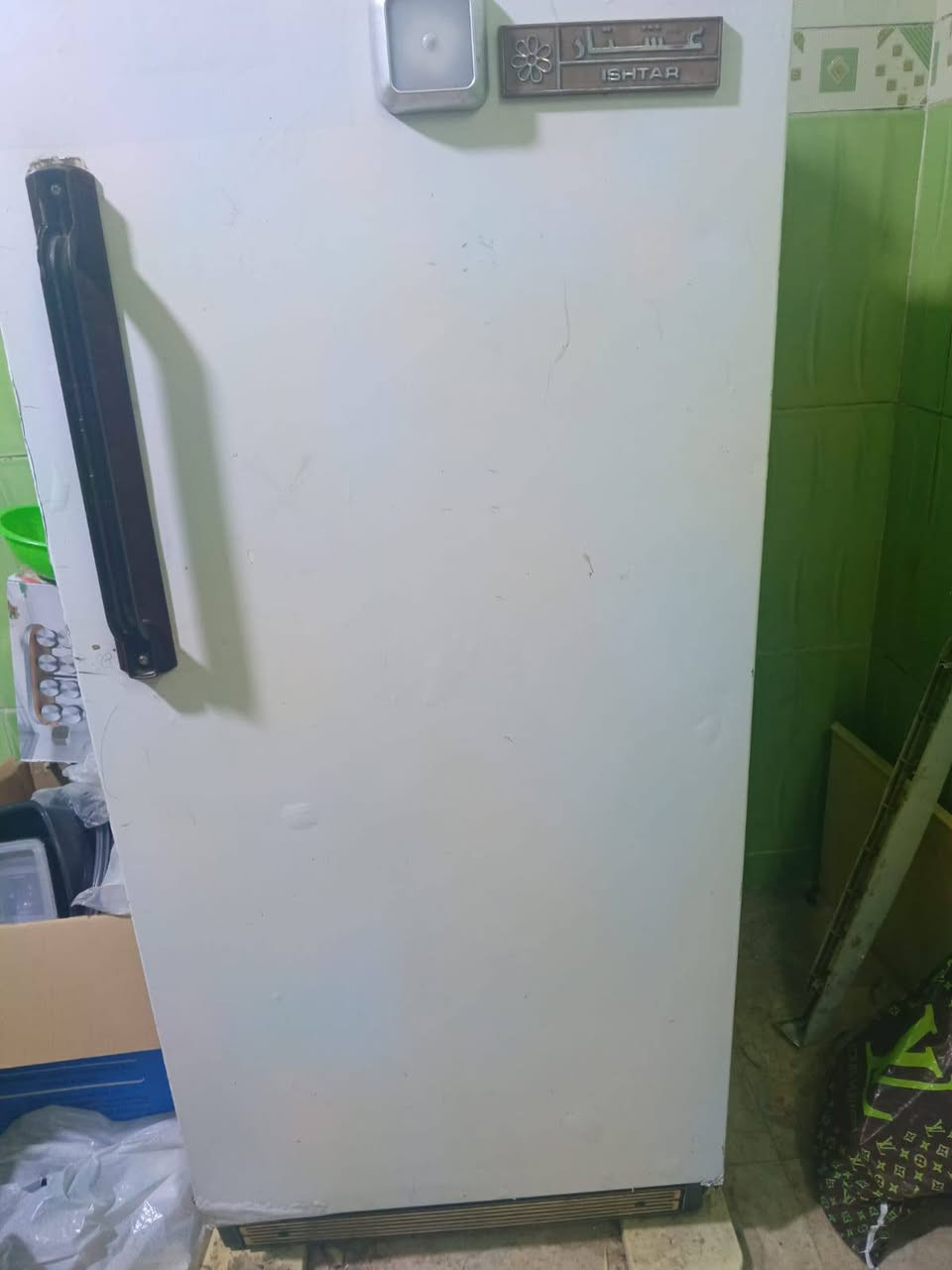 سلام عليكم للبيع مستعجل نضيفات وشغالات 
مكاني بغداد وسعر مناسب ***********
