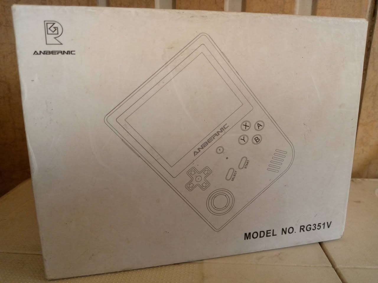 ANBERNICRG351 V .
رام ٦٤ كيكا .
للتواصل . *********** .
