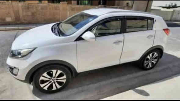 سيارة كيا سبورتج موديل ٢٠١٣ المواصفات موجود بالصور كير ومحرك شرط ممفتوح بدون صبغ بيها بارد مكان واحد بالجاملغ مال سائق مكانها الحمدانية ماشية ١٢٨ الف سعرها ١٥٢ بيها مجال بسيط للاستفسار *********** الحمدانية
