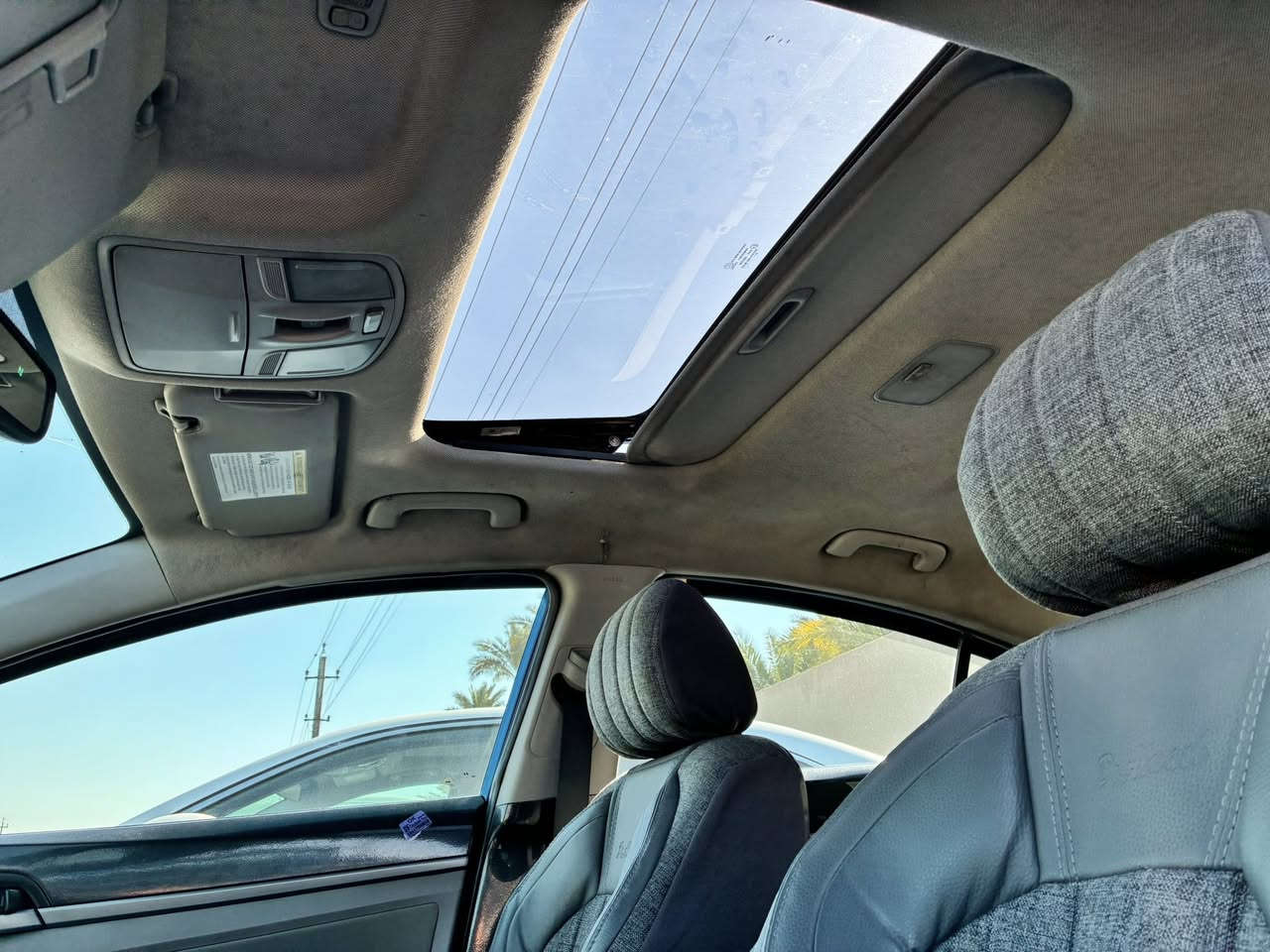 سلام عليكم
للبيع النترا 2018 وارد امريكي لون بحري فول مواصفات محرك 2000  بصمه وفتحه كشنات تدفئه ومناخ التبريد منفصل وماشيه 174 طخم تاير دنلوب  حادثه 3 قطع تبديل واضحات في الصور السعر 117 ورقه رقم الهاتف *********** عنوان بغداد
