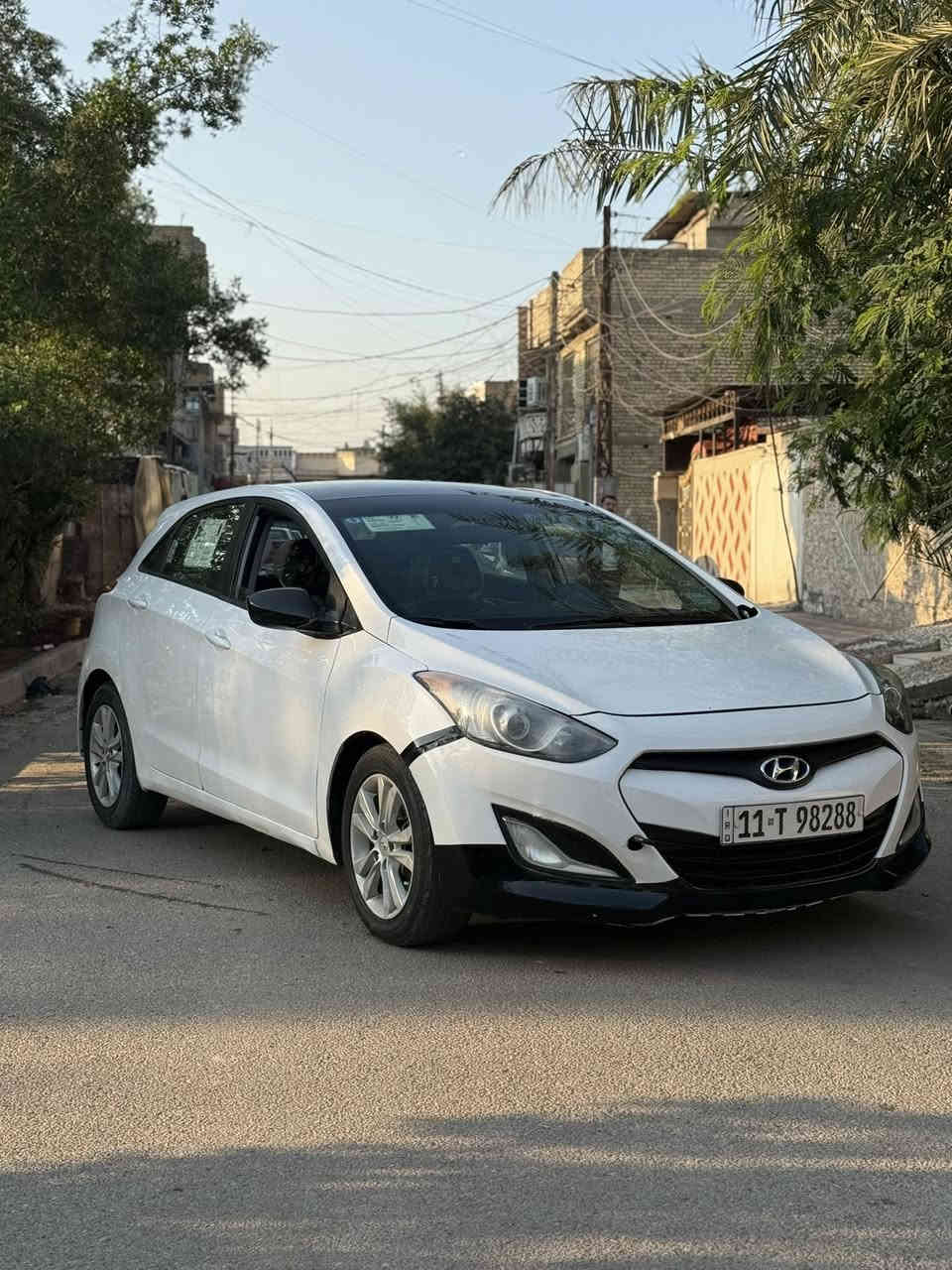 سلام  عليكم 96 وبيه مجال
هونداي النترا 2014 فول مواصفات عدى البصمه 
السياره كفاله شواصي لغود باسمي تحويل ثاني يوم 
السياره جاهزه على آخر حبايه ولسياره صدر والتبريد  وجديده كير والمحرك والصدر والتبريد والتدفئة 
السياره بيه أربع قطع صبغ بدون دواخل ولسياره مواصفات فول محرك 1800  كيرها AT بلادي 
السياره سعره ب96 وبيه مجال حك الجيه والعمله 
مكانه بغداد الامين الثانيه   
***********مؤمل حسين
