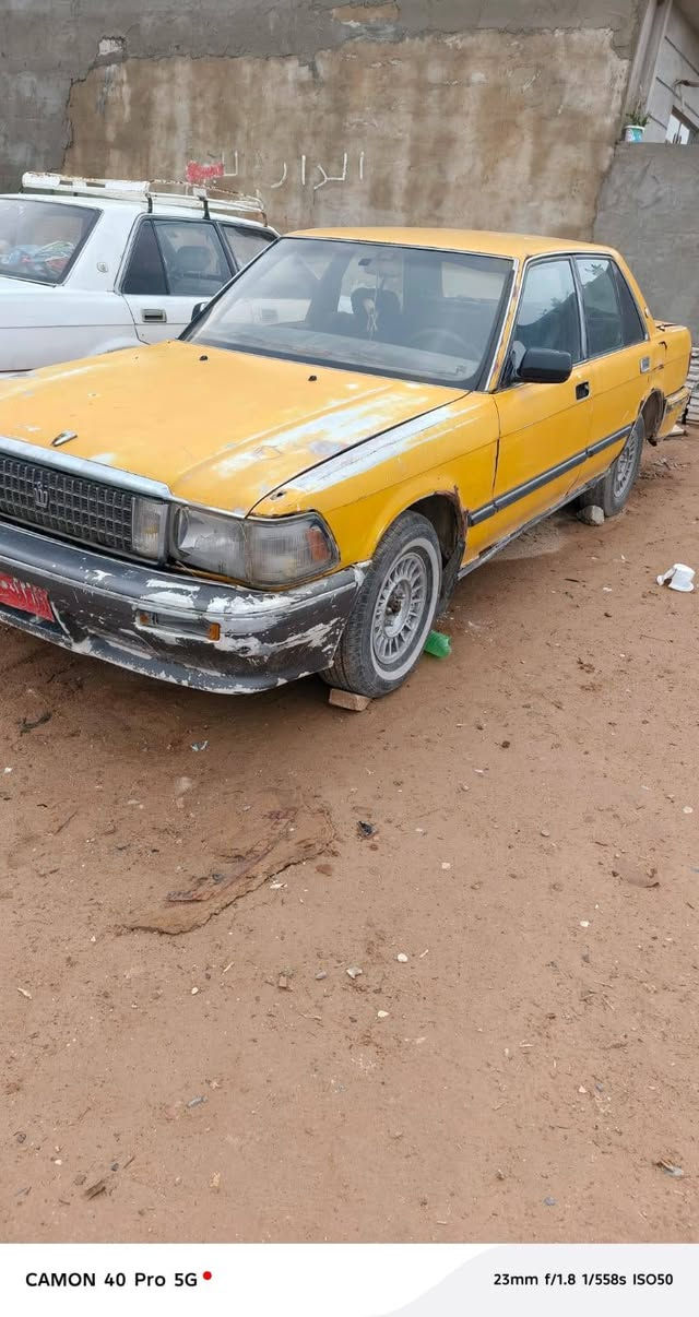 السلام وعليكم سيدان تكسي للبيع
محرك ينقص قليل كابون بأنزين بيها
شرط وكاله وتحويل
السعر 12وبيها مجال للستفسار انتصل
***********
