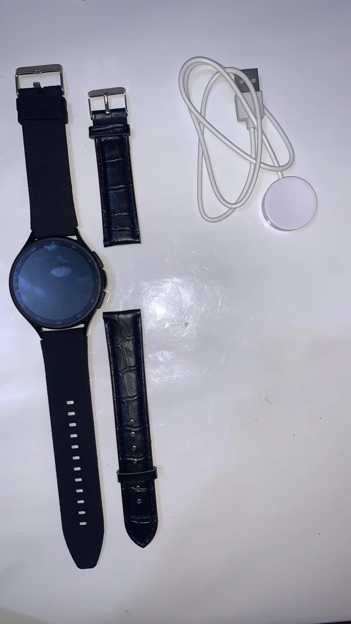 ⌚ ساعة ذكية للبيع
🔹️الشاشة لمس كاملة
🔹️تستقبل إشعارات ومكالمات
🔹️بطارية تدوم يوم كامل تقريباً
🔹️يجي وياها حزامين واحد اسود والثاني جلد
🔹️وياها شاحن لاسلكي

السعر : 20 الف شامل التوصيل
واتساب : ***********
