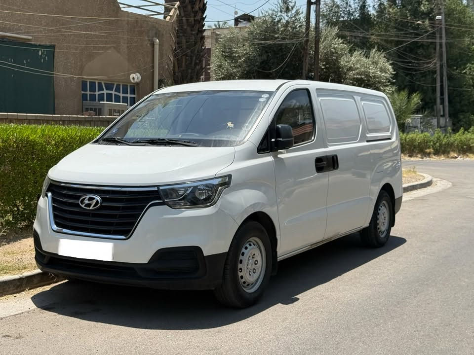 فان حمل 2021 رقم اربيل مكفولة
ماشية 51 الف 

مكان السيارة بغداد 

***********

