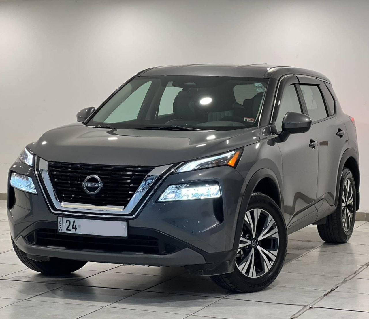 نيسان روج 2023 مواصفات SV
مواصفات : بصمة ، تشغيل عن بعد ، بصمة ابواب ، قطعتين تبريد ، تحديد مسار ، كروز سرعة ، كامرة خلفية ، هاند بريد الكتروني ، كشن السايق كهربائي ، شفتات بالستيرن ، اوتو هولد 

ضرر السيارة خلفي باب مبدل شركة نفس اللون بدون صبغ و داخل الباب صبغ ، تعديل بارد ربع جاملغ الخلفي فقط ايرباك تكمة فقط. 

السيارة على ايدي دهن اصلي وبانزين محسن ، السيارة ماشية حاليا ٣٢ الف ميل.

السعر ١٦٥ ورقة مجال بسيط

مكان السيارة الموصل

***********
***********
