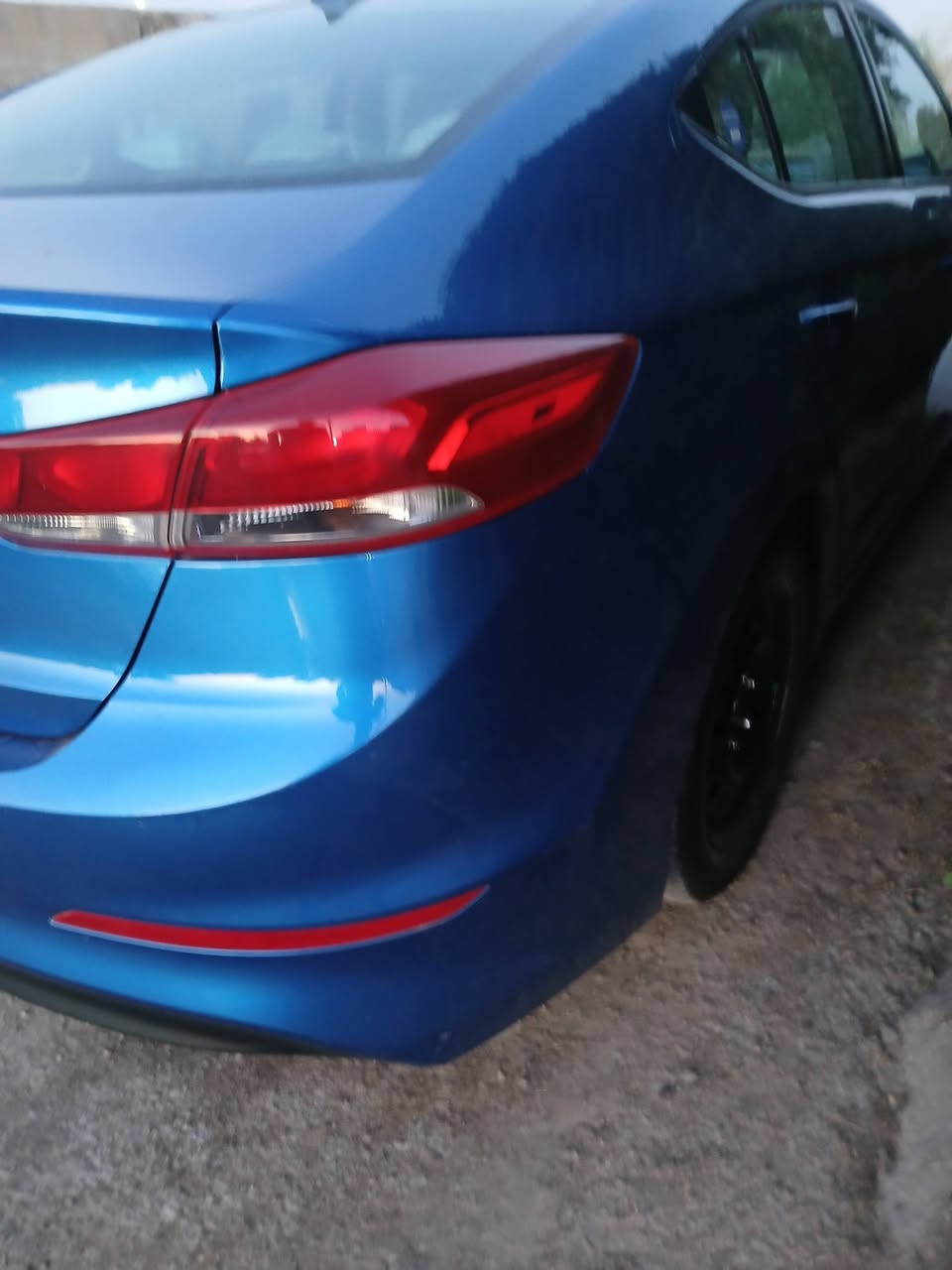 من رخصه مدير الكروب سيارة الانترا للبيع وارد أمريكي رقم أربيل نكليزي سيارة جديدة بمعنى الكلمه جاهزة تدفة تبريد شاشه تحكم ستيرن أرقام وهزة وتسويه جديدة مكلف بنشر تفاصيل ***********
