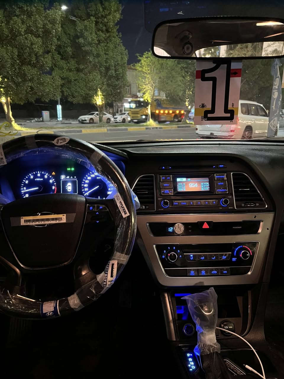 اسلام عليكم سوناته 2018اصل  السياره زيرو السياره كص جنطه بس (غاز) السياره كفاله من الزلغ السياره تبريد حداده تايرات السياره ربع ما اذب عليه السياره فول نقطه عمياء حساسات  لدات الموقع ( البصره ***********)📍
