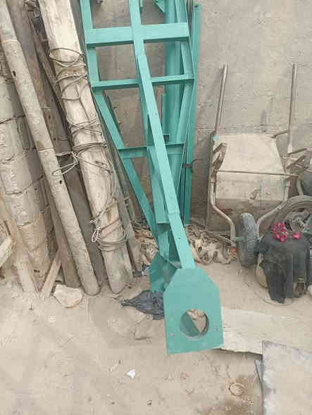 السلام عليكم ونج للبيع بدون ماطور وياه ٣عرباين اي ستفسار تعال خاص او اتصل على الرقم  ***********
