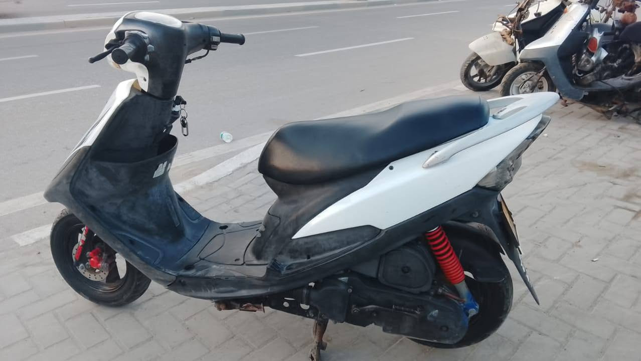 ماكس عدله نضافه 90وفوك بعدها بكفراتها الملح كفاله من كلشي محرك الى كهربائيات سعر 1,100


**إذا كنت صاحب هذا الإعلان وتريد حذفه لأي سبب، رجاءا أرسل رسالة إلى الدعم الفني**