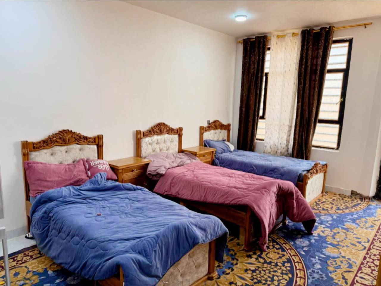 ♦️دار سكن للبيع زراعي سند 25 
♦️الموقع حولي الجامعة  حي الثقافة
♦️المساحة 140 متر  10 ❌14
♦️بناء مسلح طابقين استقبال ومطبخ وصالة وغرفة نوم صحيات 
♦️الثاني غرفتين نوم 🛌 وصالة وصحيات 
♦️الارضية بورسلاين 
————————
للاستفسار اكثر مراجعة مكتب الضياءين للعقار او الاتصال على الارقام 
***********
***********
