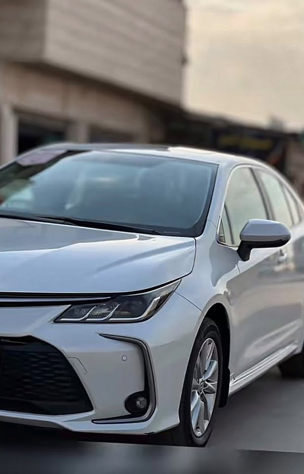 TOYOTA COROLLA 2023 /GLI
تويوتا كرولا ٢٠٢٣ خليجى شركة ساز / فول بصمه و سلايد

محرك 1.8 GLI

بصمه تشغيل المحرك / يدات الابواب بصمه و دخول ذكى 

شاشه عدادات إلكترونيه 

سلايد

تبريد قطعتين

مريا شفط

ممشى ٦٢ ألف فقط

بدون دعم بدون صبغ استخدام يومى 

مكان المركبه دهوك / نظيفة بمعنى الكلمه 

حتى مماسح الشركه ما مستخدمه

تحويل غرامات شرط

سعر المركبه ١٨٥ ورقه و بيه مجال بسيط

مكان المركبه / داخل دهوك

للأستفسار ***********

السيارة ابد ما ملعوب بيها من شراء من الشركة إلى الآن عندى.
