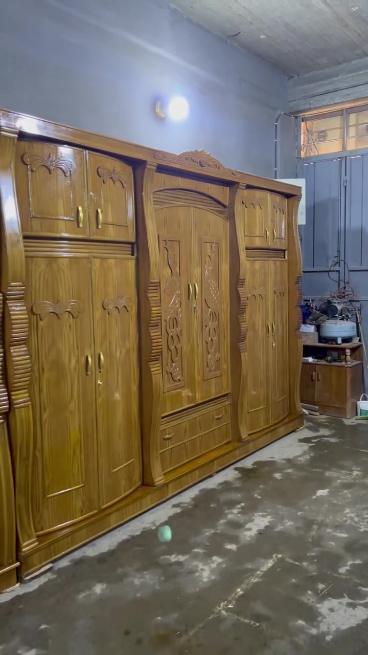 سلام عليكم غرفه نجاره صاج نجاره مستخدمه نظيفه السعر ٨٠٠ العنوان الحله ***********
