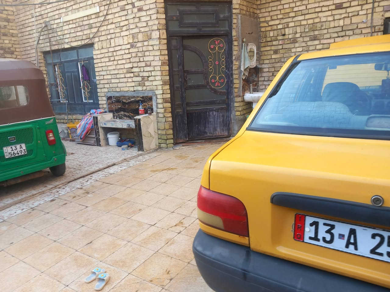 السلام عليكم سايبه ١٢ لبيع ومراوس رقم نكليزي سنويه ٣٠ مصفره هيه وغرامات ٢٥ وبيه مجال ***********
