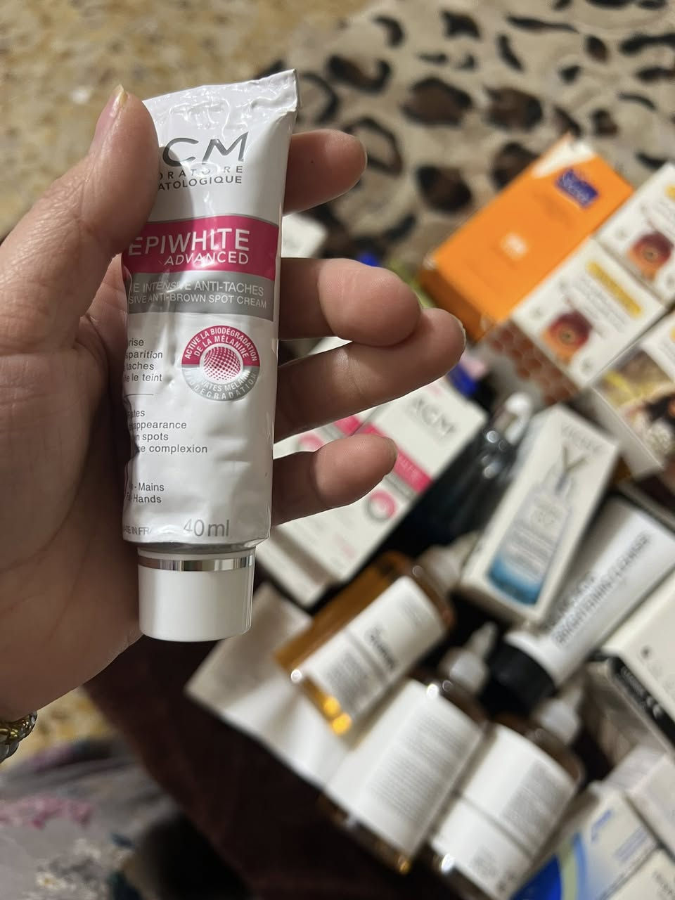 هلاو بنات شباب شلونكم عندي مجموعة عناية منوعه اهم البراندات المطلوبه انوا فيجي سيرافي
للبيع بسعر مناسب وبيهن ربح خير من الله الي حاب يبدي مشروع من داخل البيت بلايف يفيدنه خوش شلعه احسن ما يشتري من كل منتج درزن وبضاعه شويه اخذو هاي بضاعه منوعه وكلشي بيها وسعرها مناسب  وكله اكسباير 28و 30 بس حولت ملابس وبعد ما أحتاجهن 

اي ستفسار علقو واني ارسلكم  من كل ايتم كم قطعه متوفره ولسعر وكل التفاصيل بسعر جملة مو سعر السوك 🔥🔥🔥🔥


**إذا كنت صاحب هذا الإعلان وتريد حذفه لأي سبب، رجاءا أرسل رسالة إلى الدعم الفني**