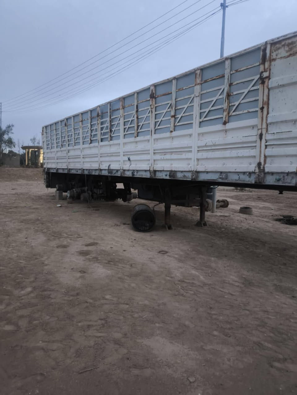 للبيع الطول 12 و.25 اجناب 190 حداده اردنيه المكان الرمادي  ‏
‏‪***********‬‏
‪***********‬‏
