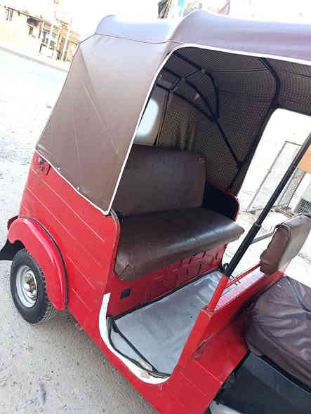 سلام عليكم تكتك ١٨ شهر ٧ مكنيه جديد لا تنقيص ولا تبخير لا ضربه ولا طاخه.  مابيه صبغ بس دوس ماتصرف عليه ربع تكتك  جاهز مابيه اي نقص المكان بغداد رشاد سعر 3600 بيه مجال الشراي يتصل ***********
