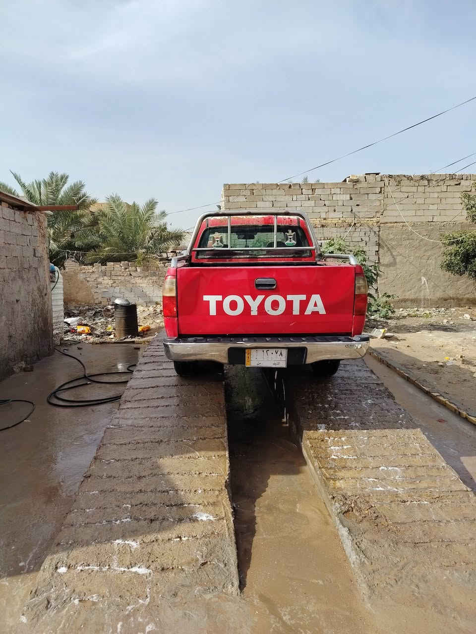 سلام عليكم بيكم صيني اسكاي للبيع مديل 2012 سعره 60 ورقه وبيه مجال للشراي سياره جاهزه مابيه نقيصه بس التبريد عاطل رقم السياره نجف ومكان السياره نجف سنويه لغايت 2027 رقم المبايل ***********
