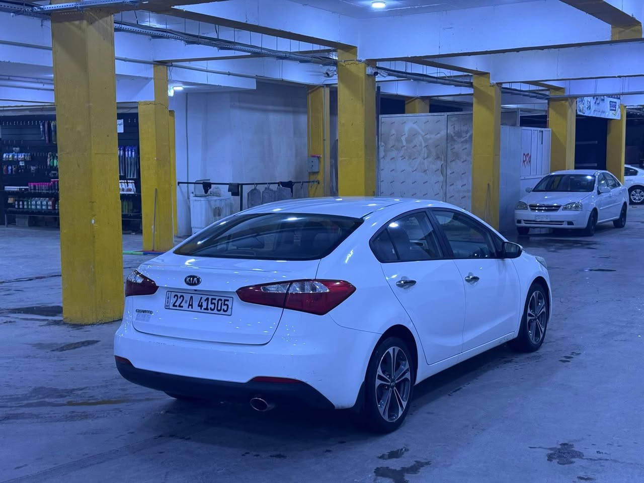 كيا سيراتو 2014 استخدام شخصي 💯
بدون قطره صبغ بدون رصعه بدون شخط 
8 سنوات يم شخص واحد باقي على وضع الشركة 
رقم اربيل رقم سنويه هزه كله جديد لحد 2029 بسمي
السياره بلاديه حتى الدعاميات مابيها صبغ 
محرك 1600 دوش المرغوب گير محرك كلش مضبوط 
السعر~ 127 وبيها مجال 💵💸
العنوان ~ كلار قضاء سليمانيه 📍
الهاتف ~ ***********
